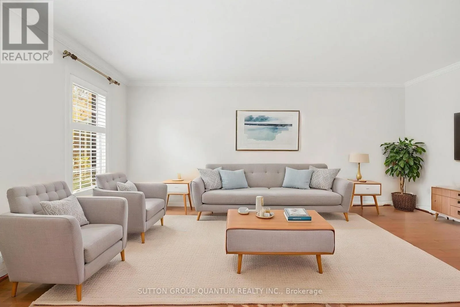 3543 KINGBIRD COURT