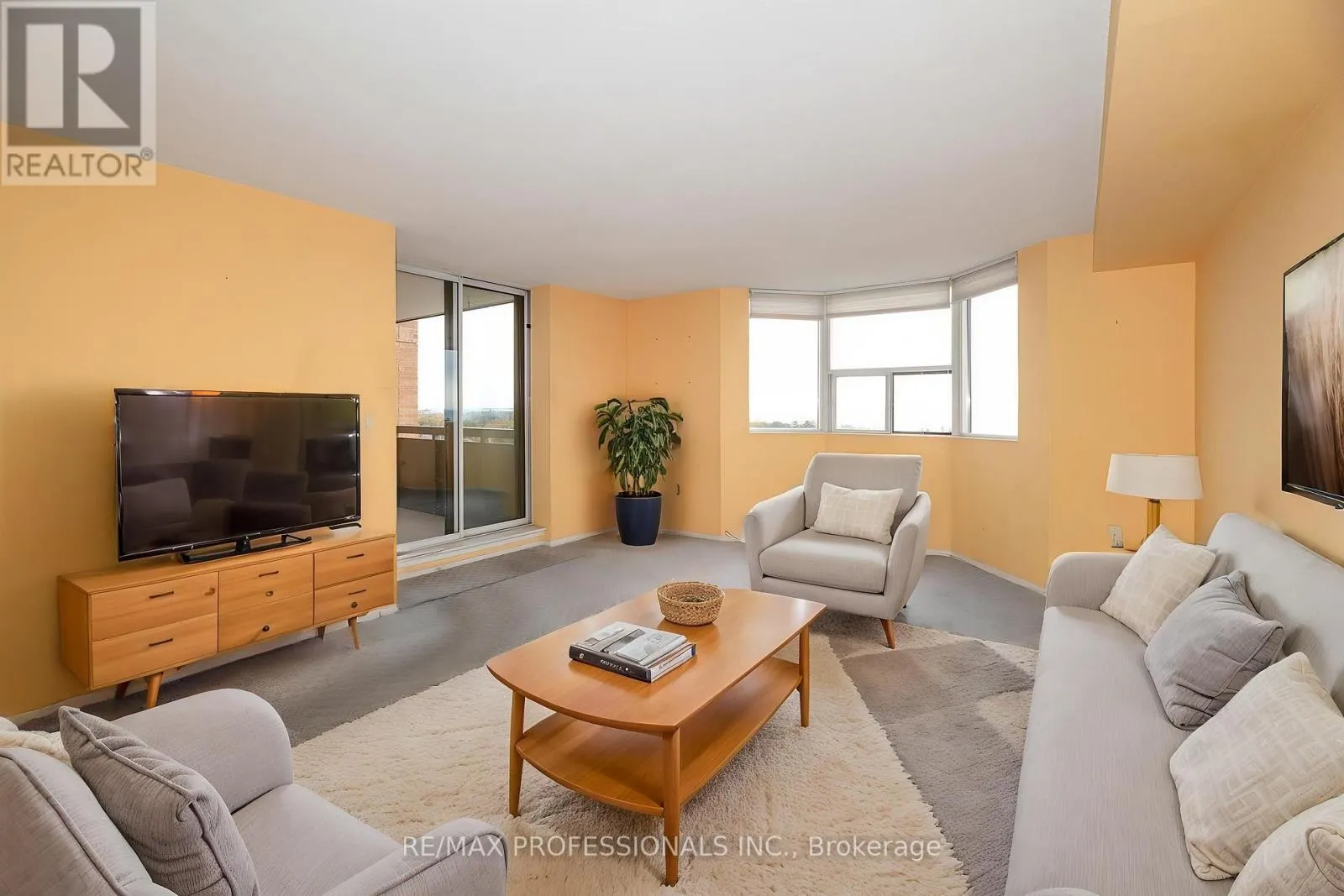 1506 - 3845 LAKESHORE BOULEVARD
