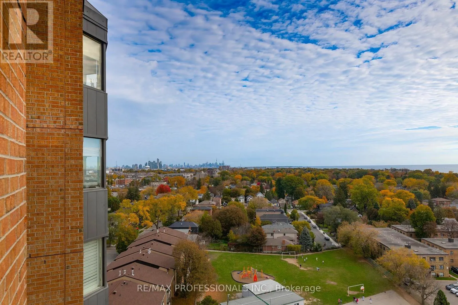 1506 - 3845 LAKESHORE BOULEVARD
