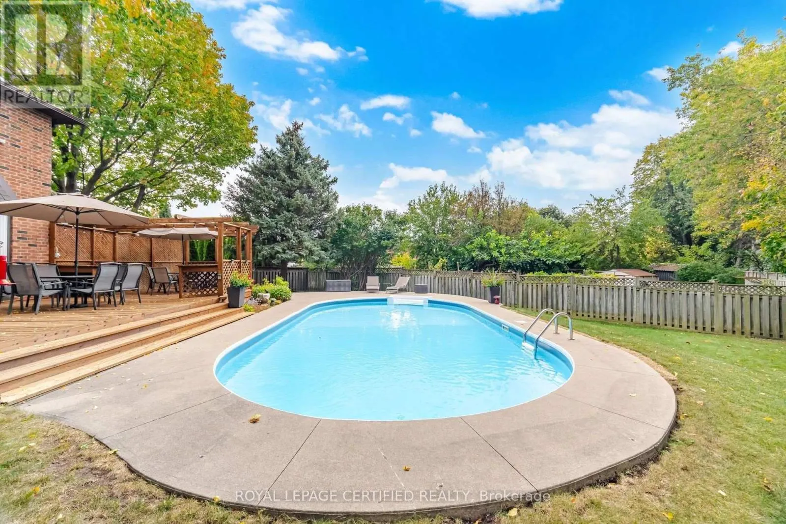 8 WISHART PLACE