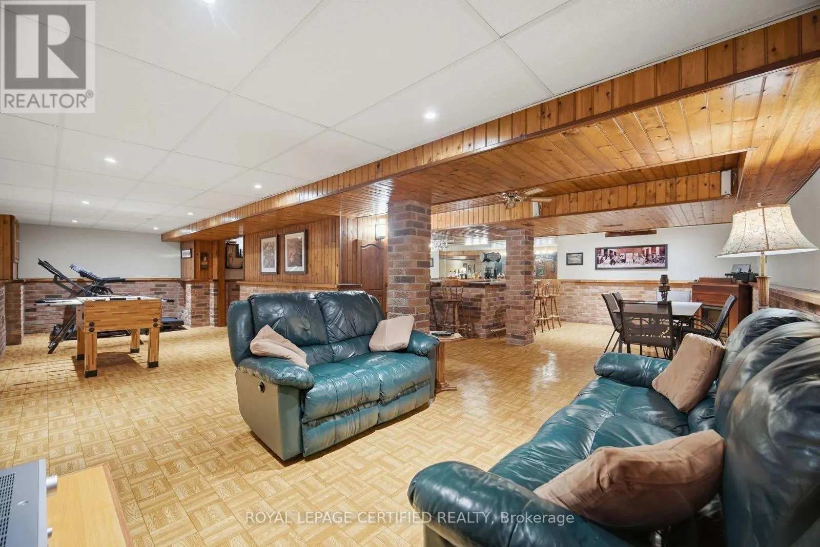 8 WISHART PLACE