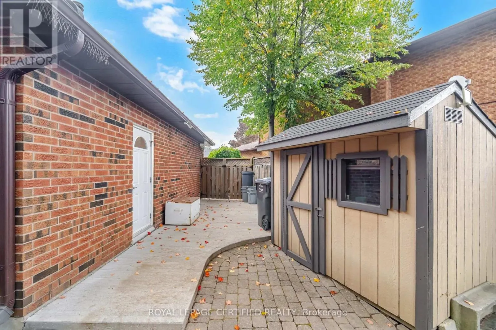 8 WISHART PLACE