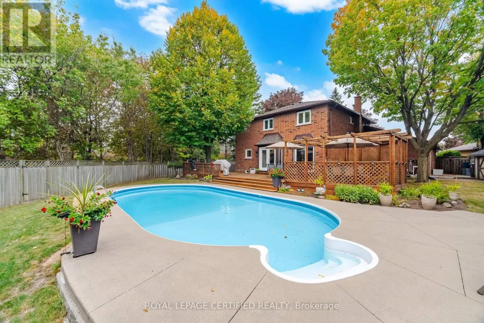8 WISHART PLACE