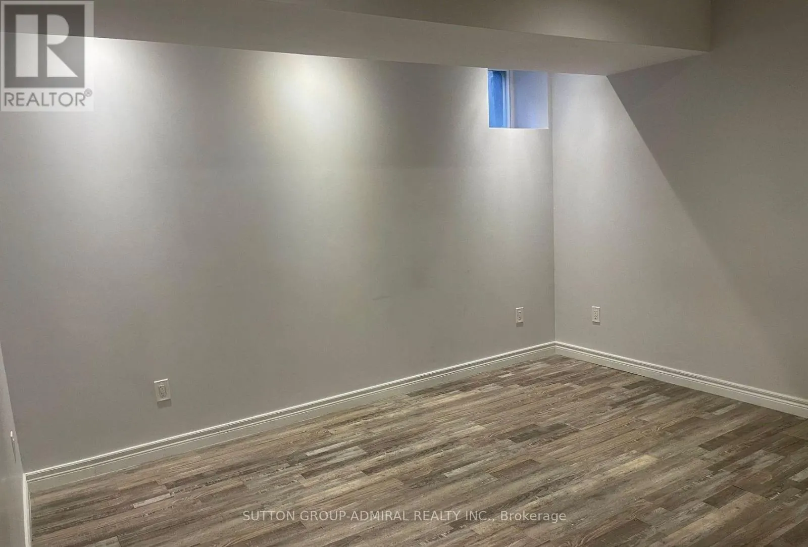 BSMT - 1367 KING STREET W