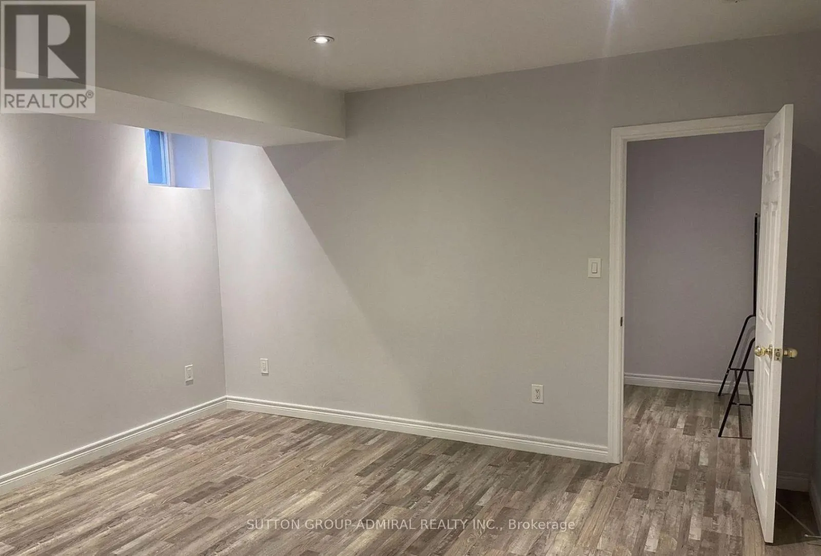 BSMT - 1367 KING STREET W
