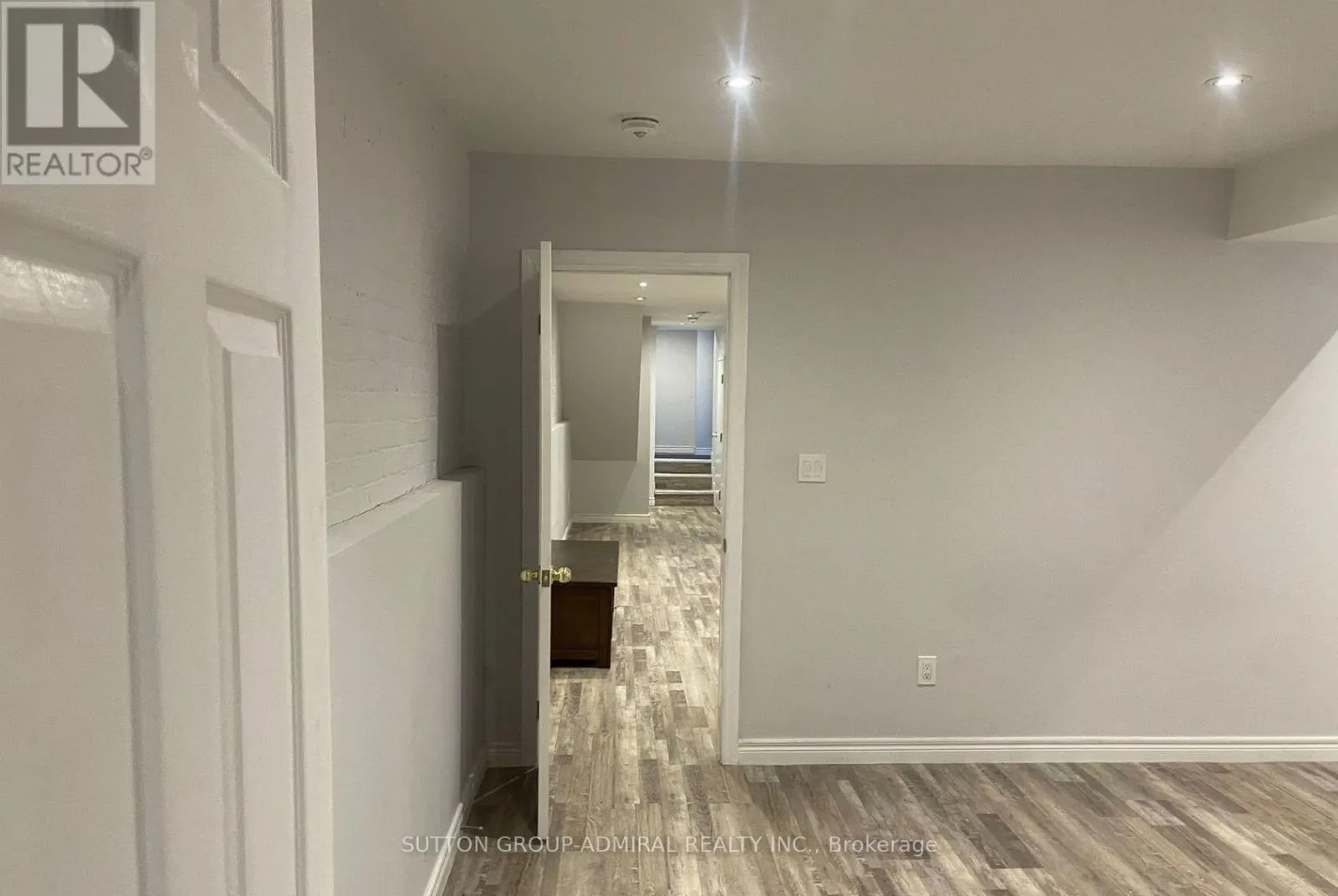 BSMT - 1367 KING STREET W