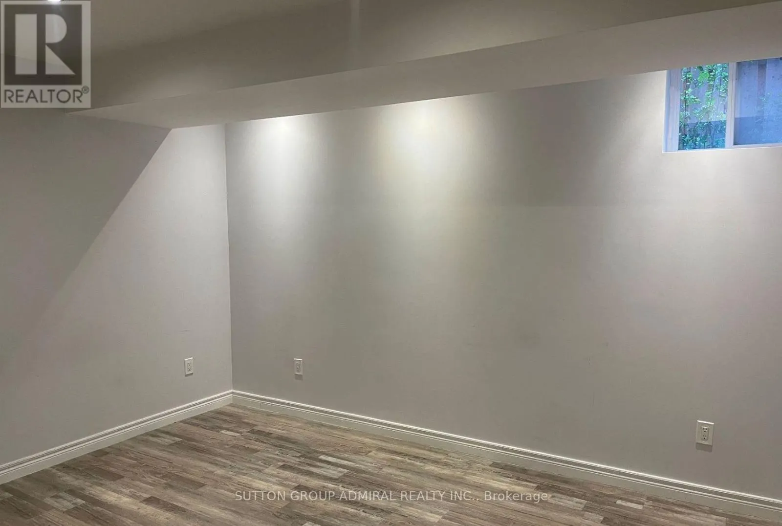 BSMT - 1367 KING STREET W