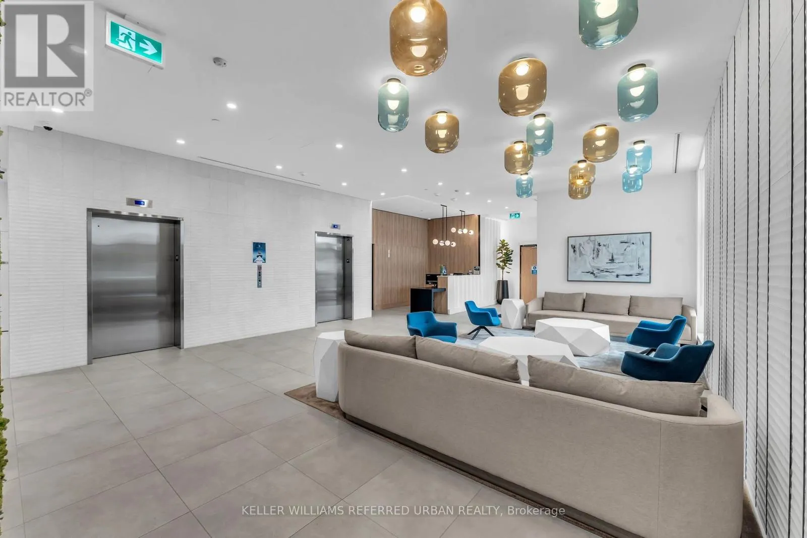 303 - 500 PLAINS ROAD