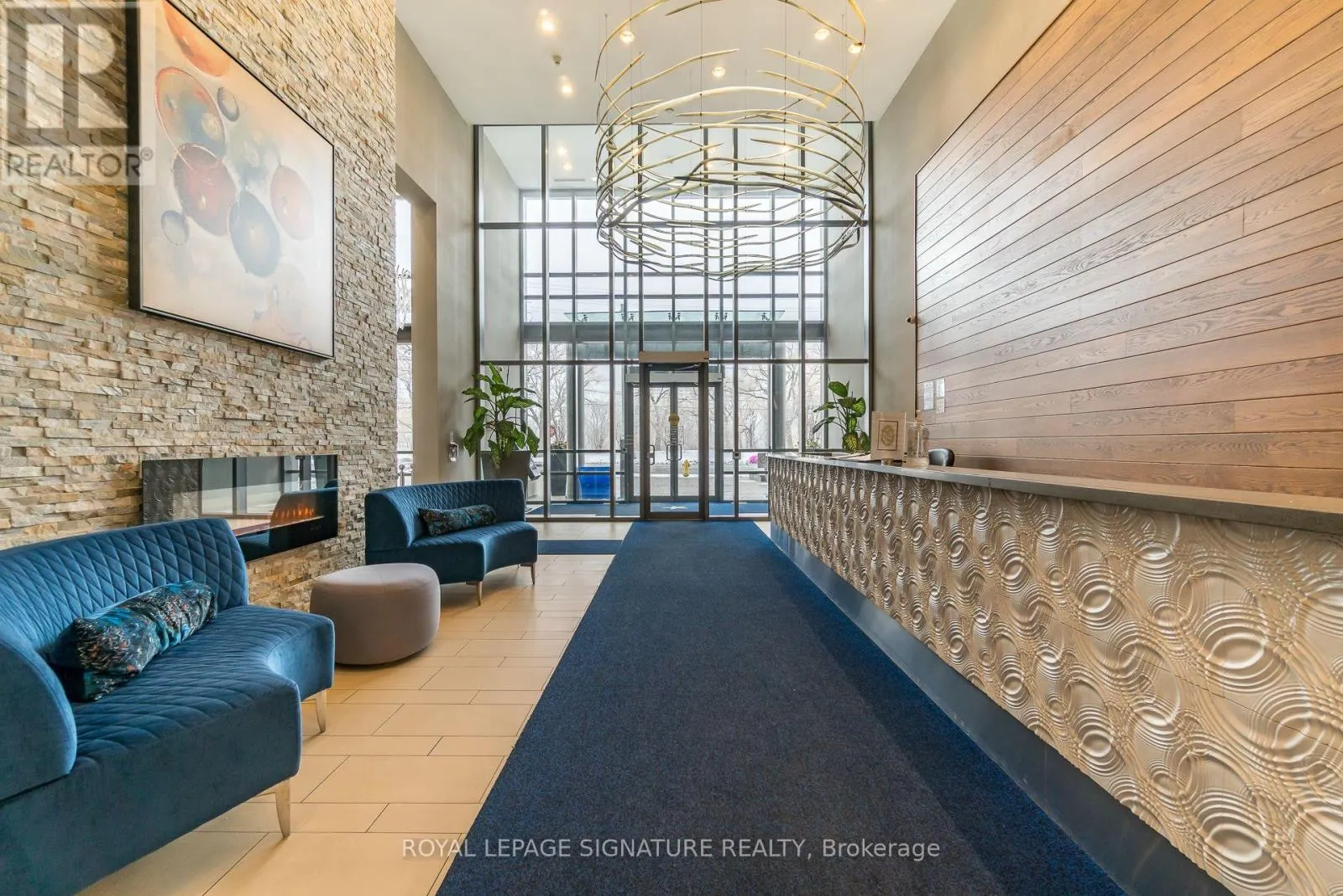 1802 - 2230 LAKESHORE BOULEVARD W