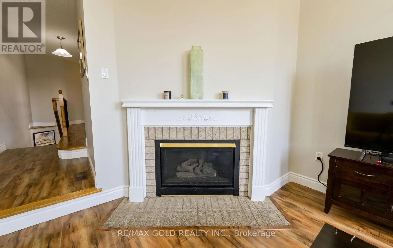 171 FERNFOREST DRIVE
