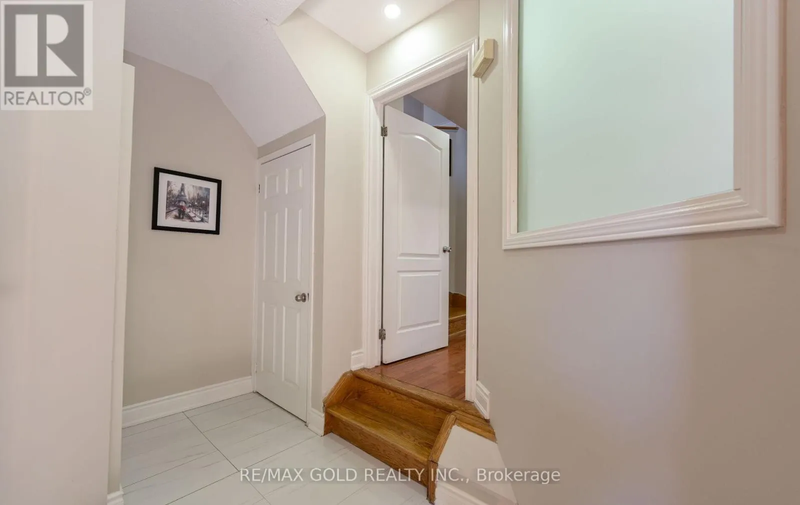 171 FERNFOREST DRIVE