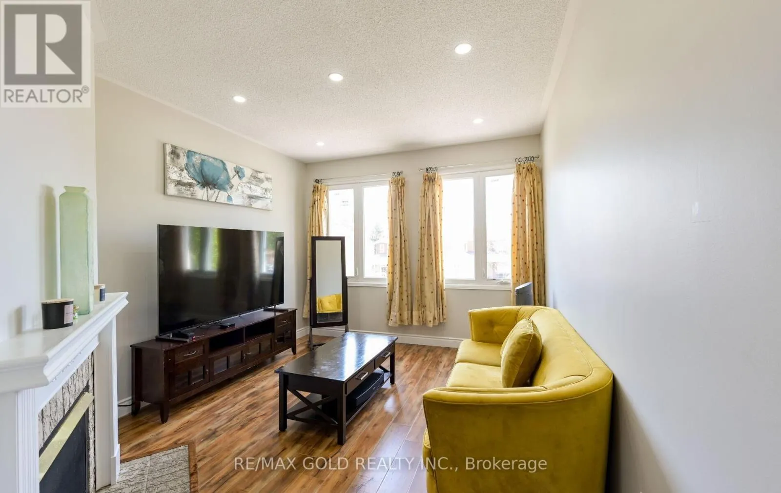 171 FERNFOREST DRIVE
