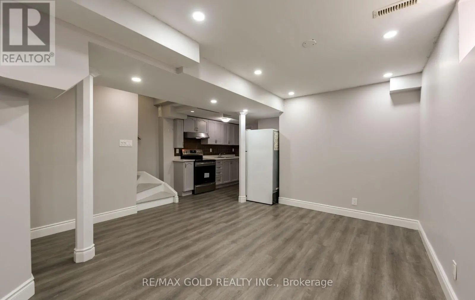 171 FERNFOREST DRIVE