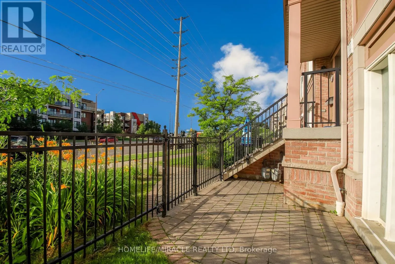 62 - 3056 EGLINTON AVENUE W