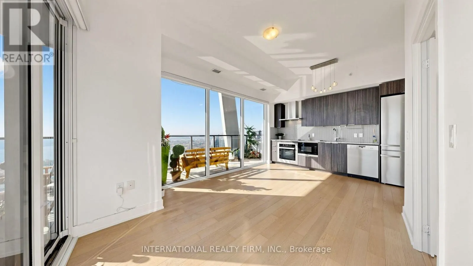 4109 - 20 SHORE BREEZE DRIVE