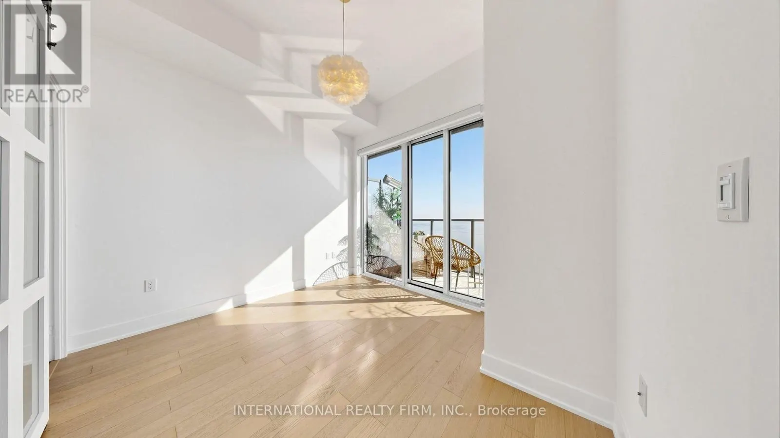 4109 - 20 SHORE BREEZE DRIVE