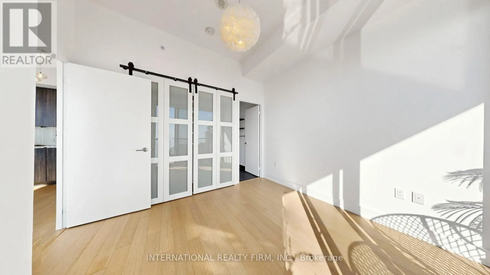 4109 - 20 SHORE BREEZE DRIVE
