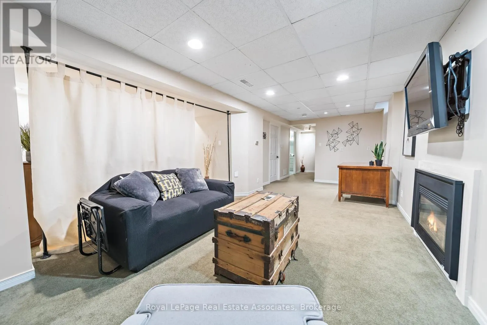 40 HORNED OWL DRIVE