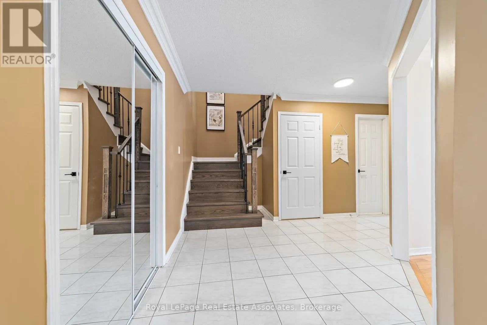 40 HORNED OWL DRIVE