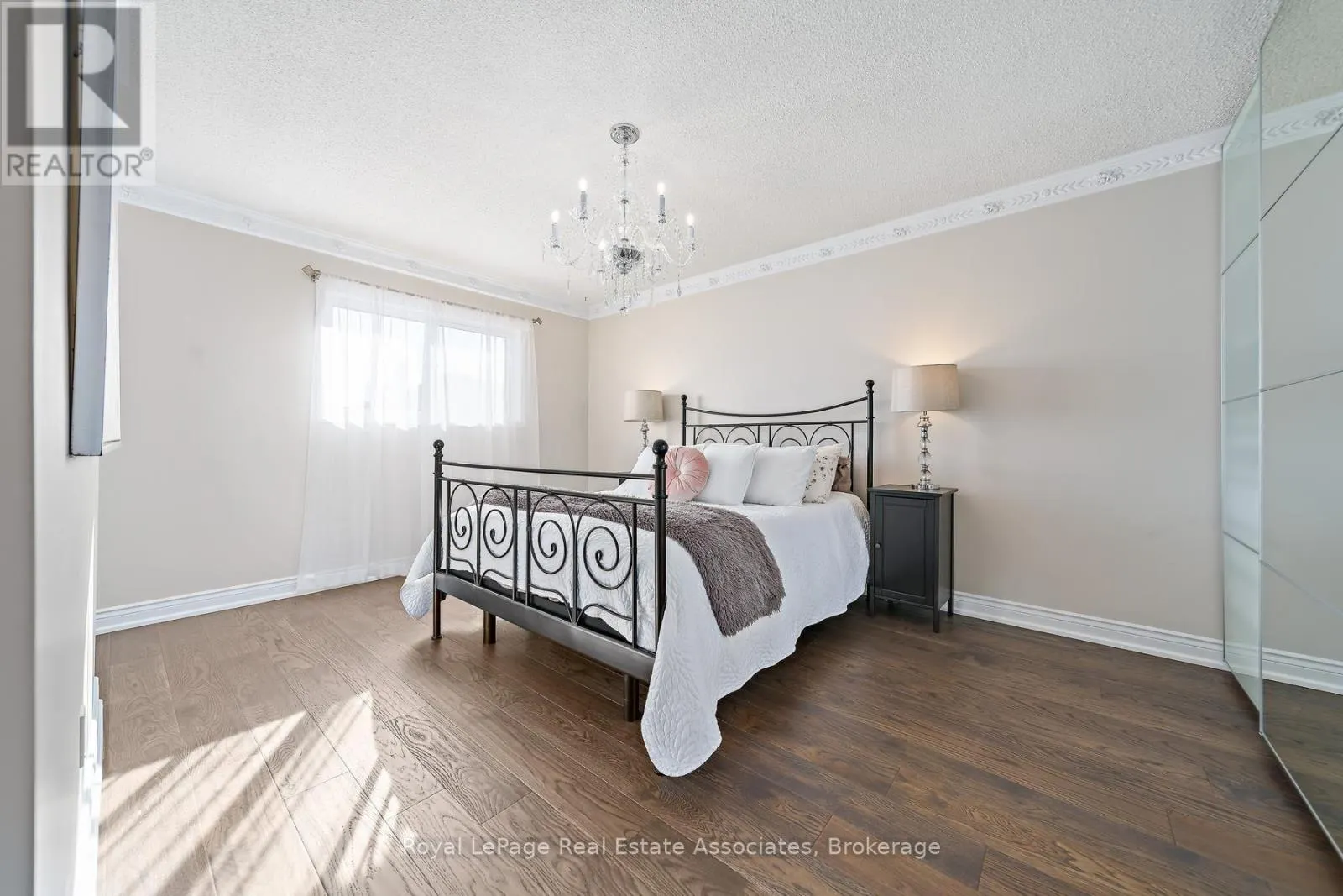 40 HORNED OWL DRIVE