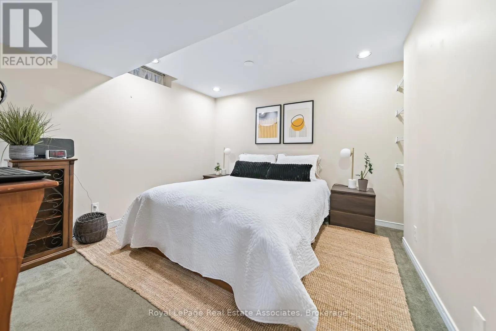 40 HORNED OWL DRIVE