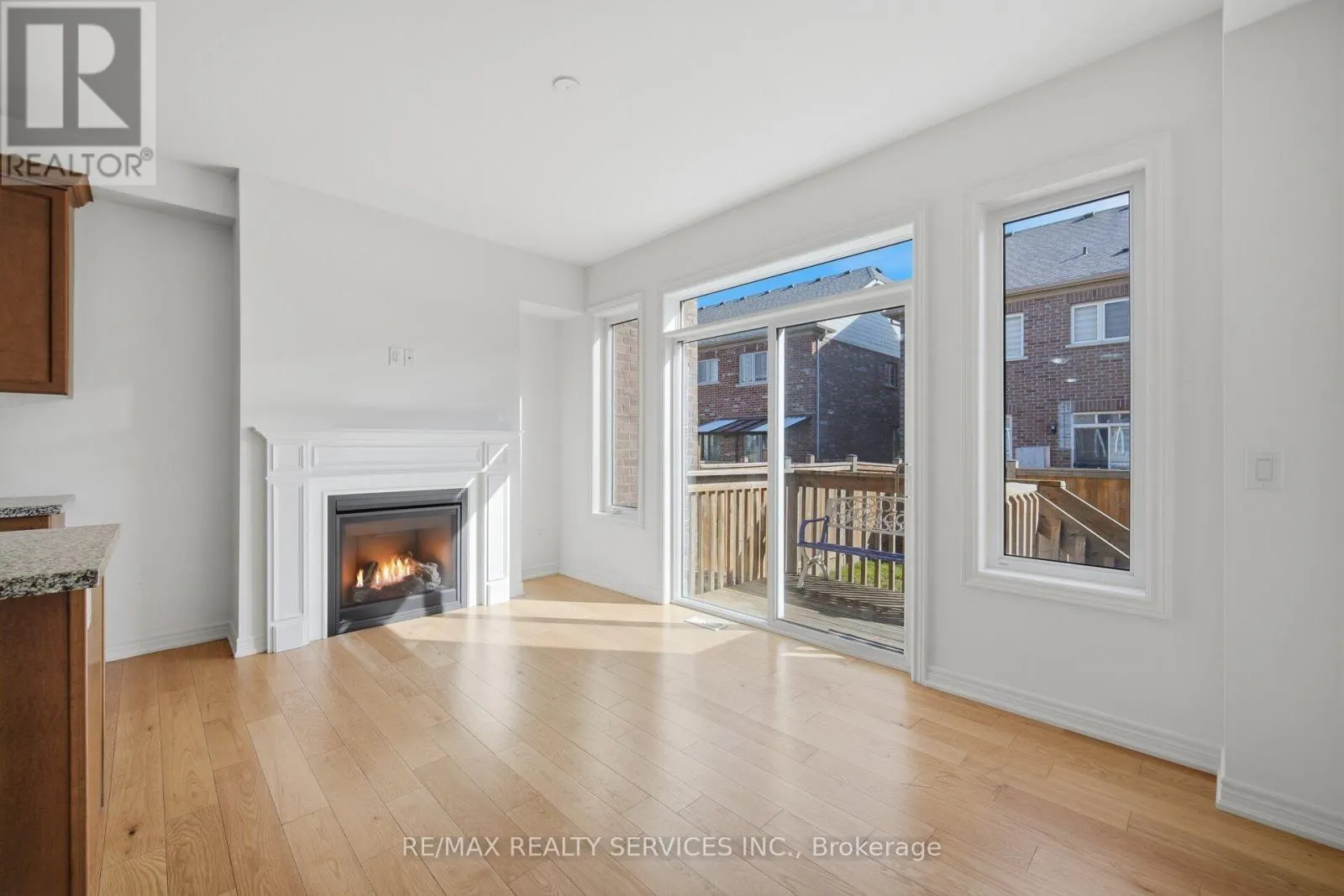 15 DALE MEADOWS ROAD