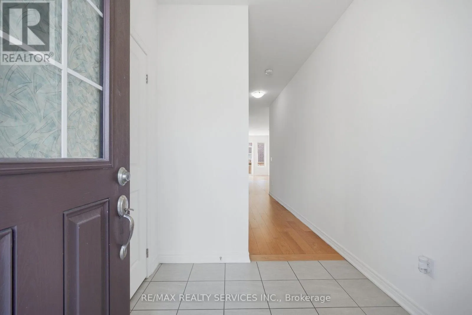 15 DALE MEADOWS ROAD