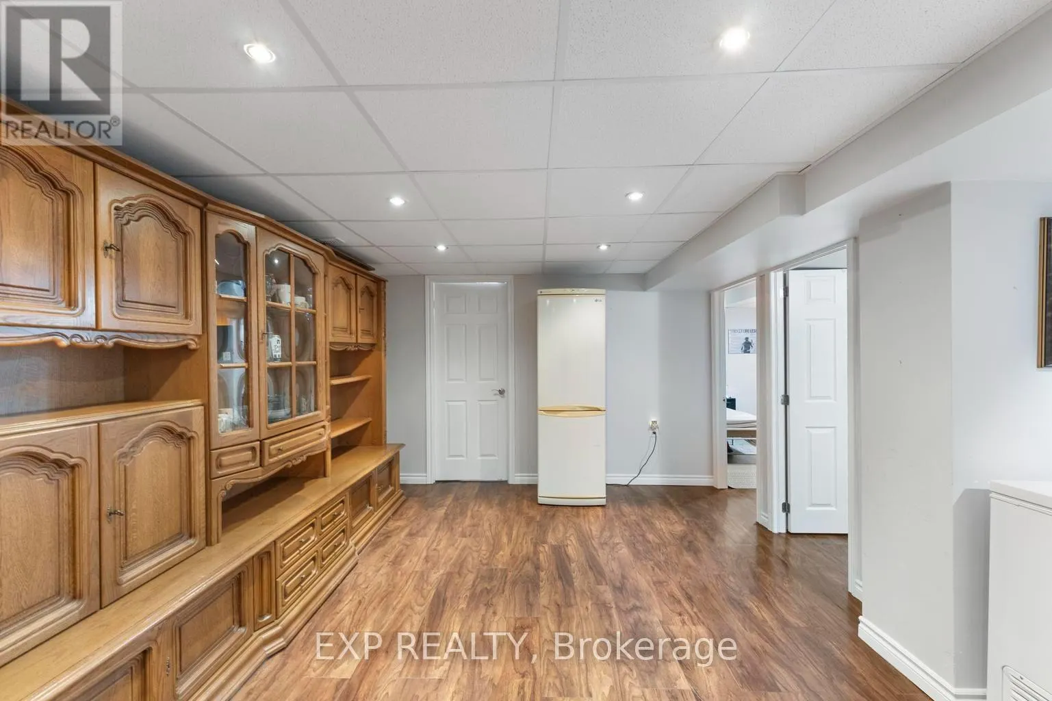 1063 JOAN DRIVE
