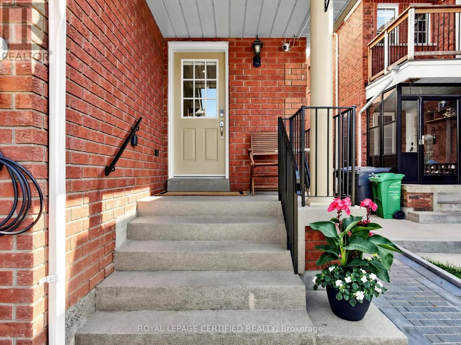 102 GRAPEVINE ROAD