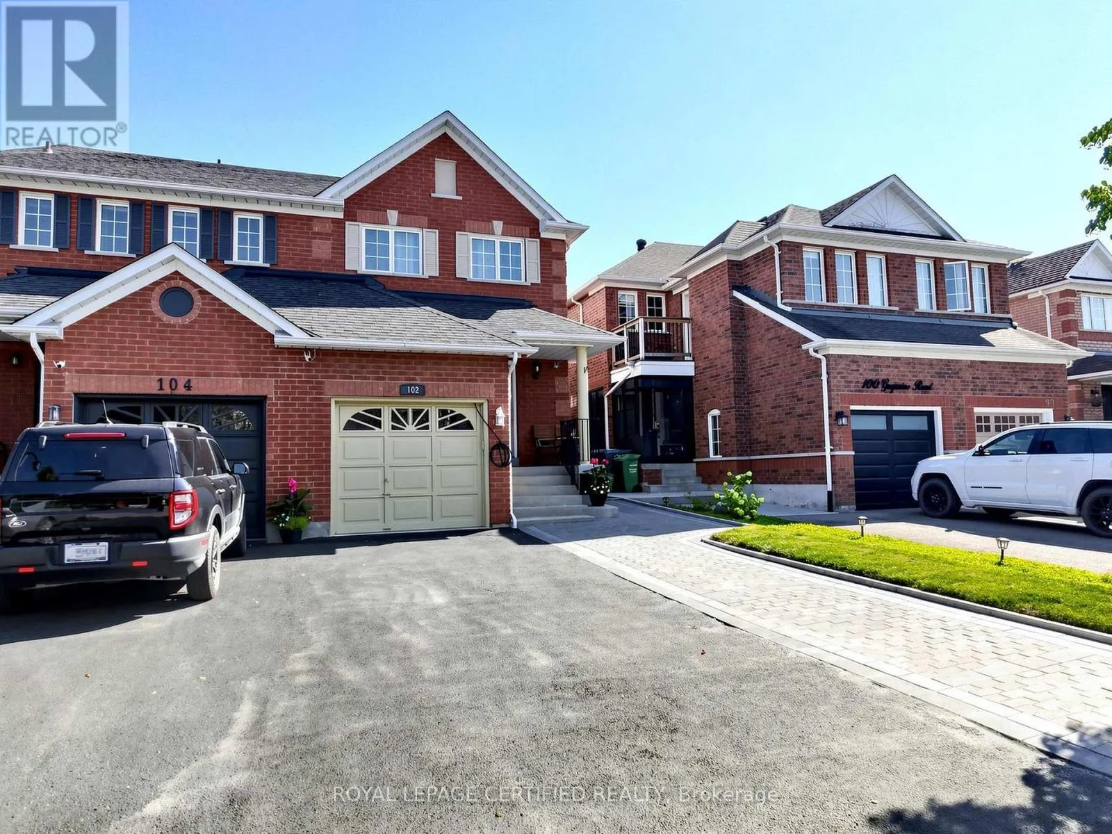 102 GRAPEVINE ROAD