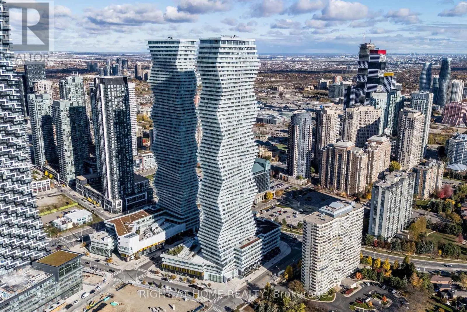 1112 - 3883 QUARTZ ROAD