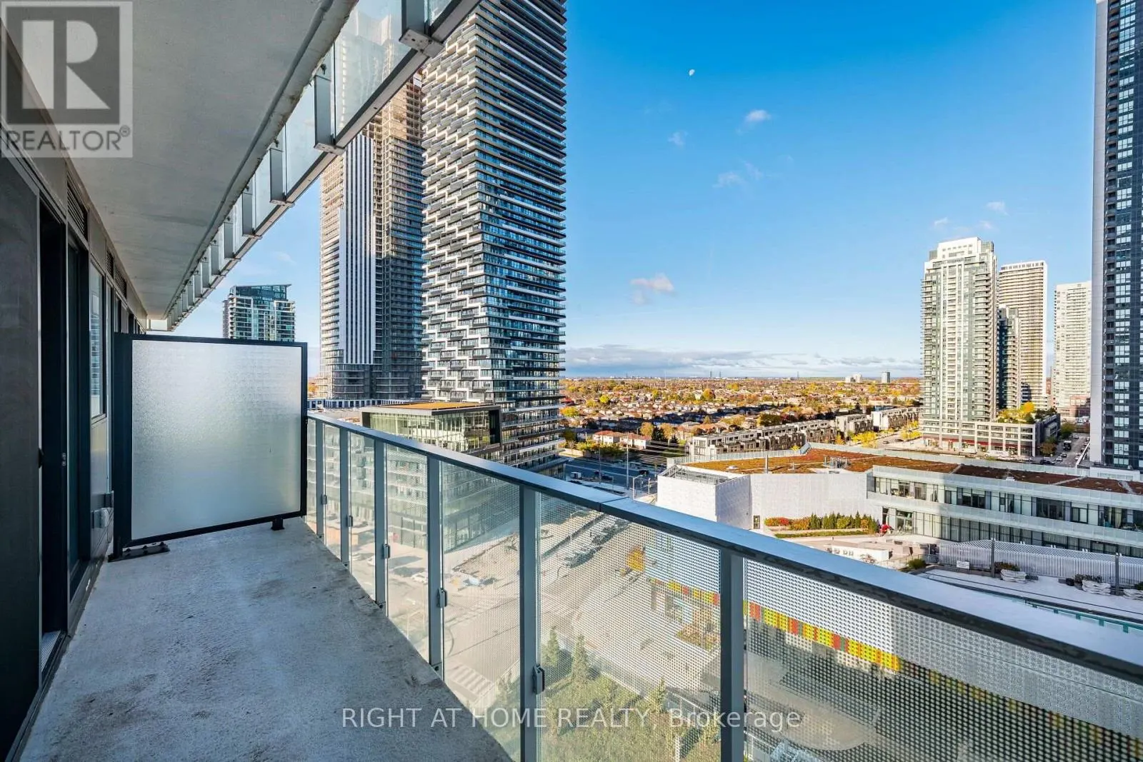 1112 - 3883 QUARTZ ROAD