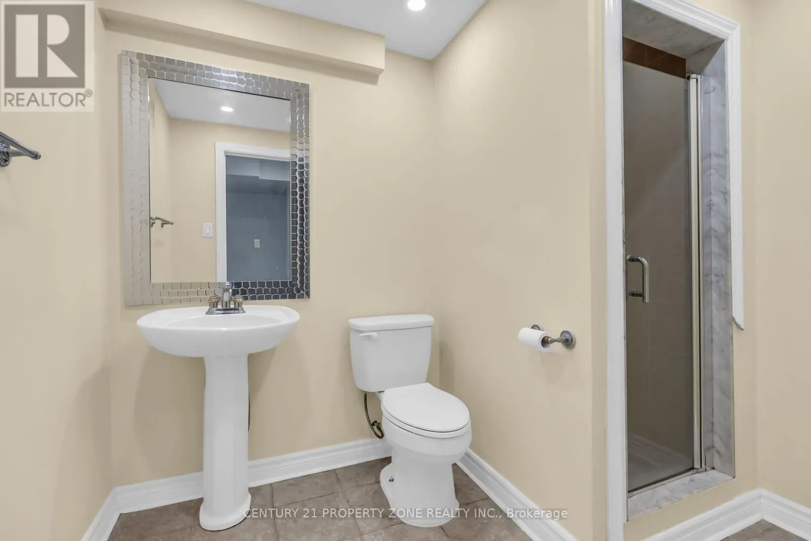 17 ELSMERE ROAD
