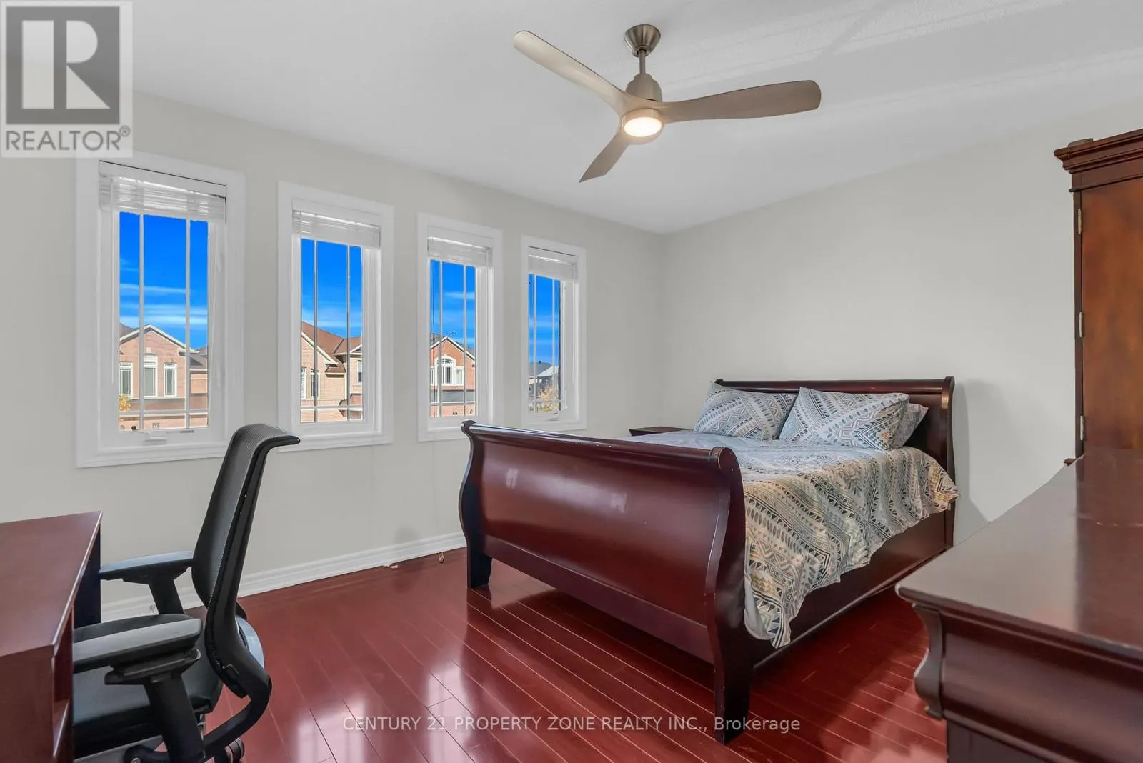 17 ELSMERE ROAD