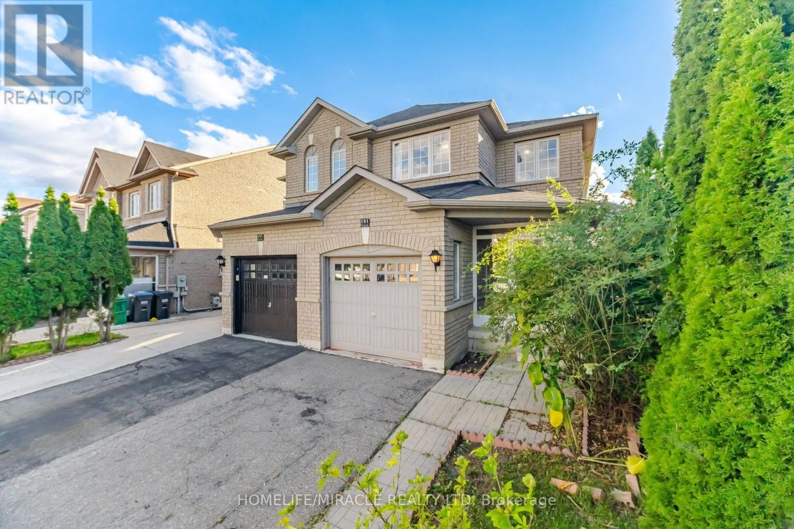101 CRYSTALVIEW CRESCENT