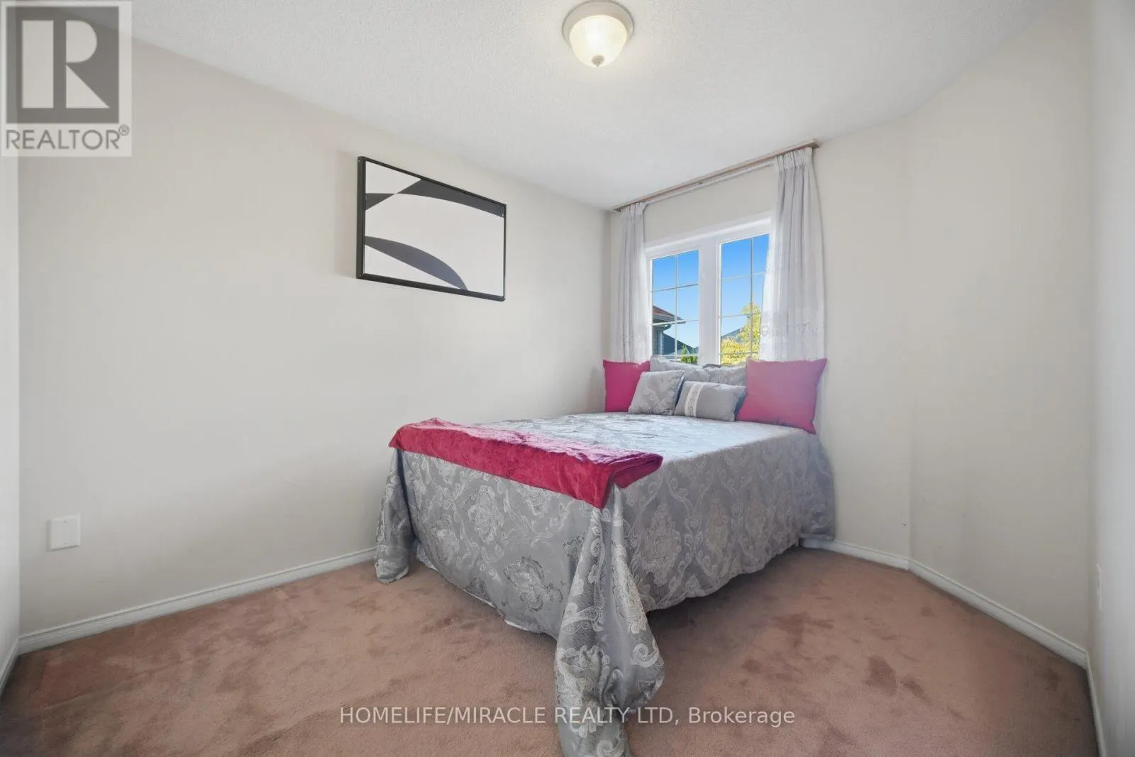 101 CRYSTALVIEW CRESCENT
