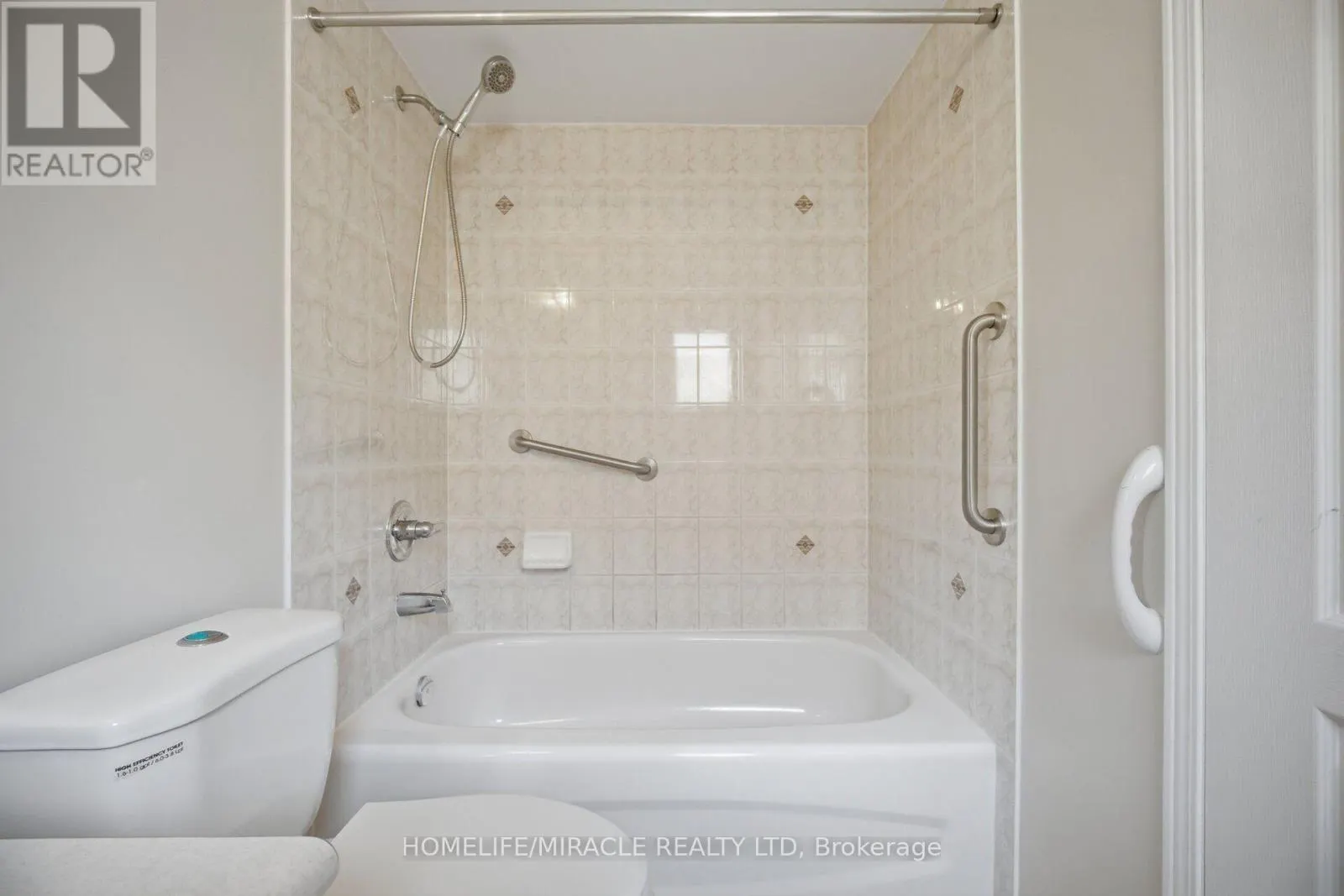 101 CRYSTALVIEW CRESCENT