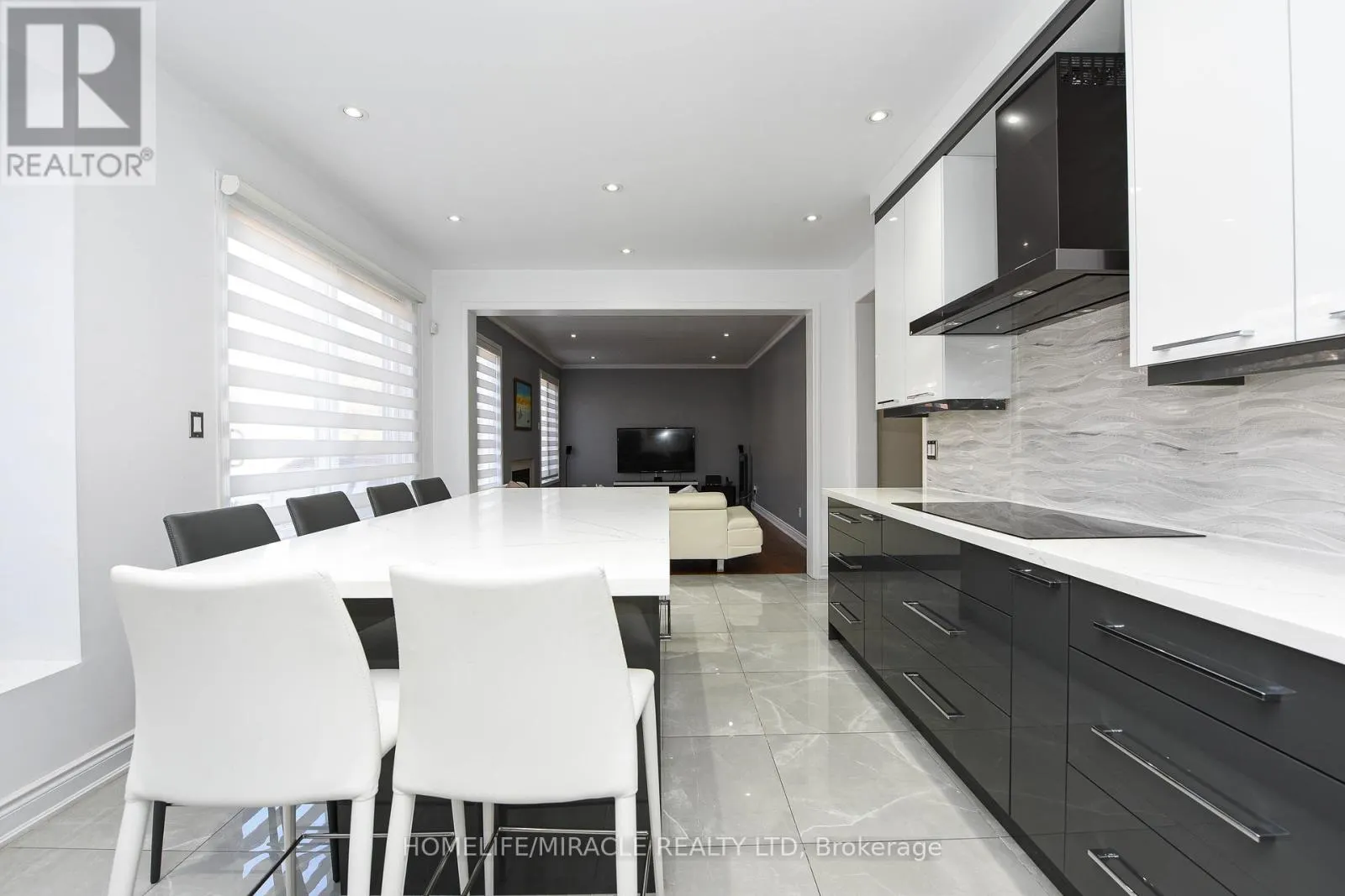 6 MENDOZA DRIVE