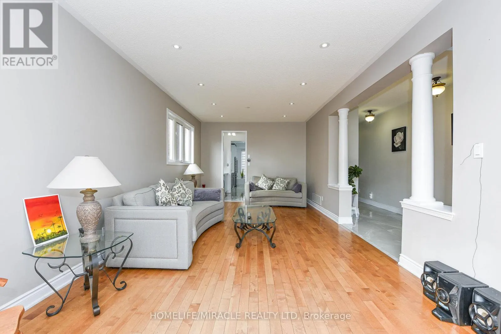 6 MENDOZA DRIVE