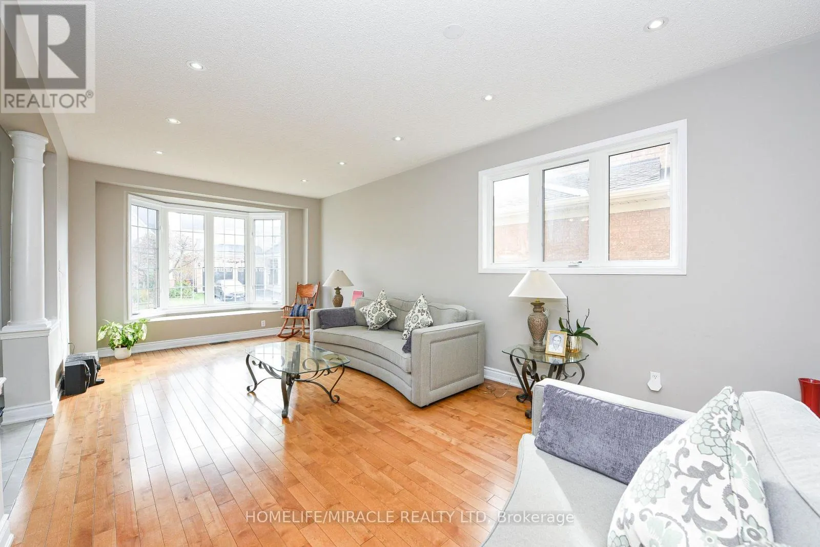 6 MENDOZA DRIVE