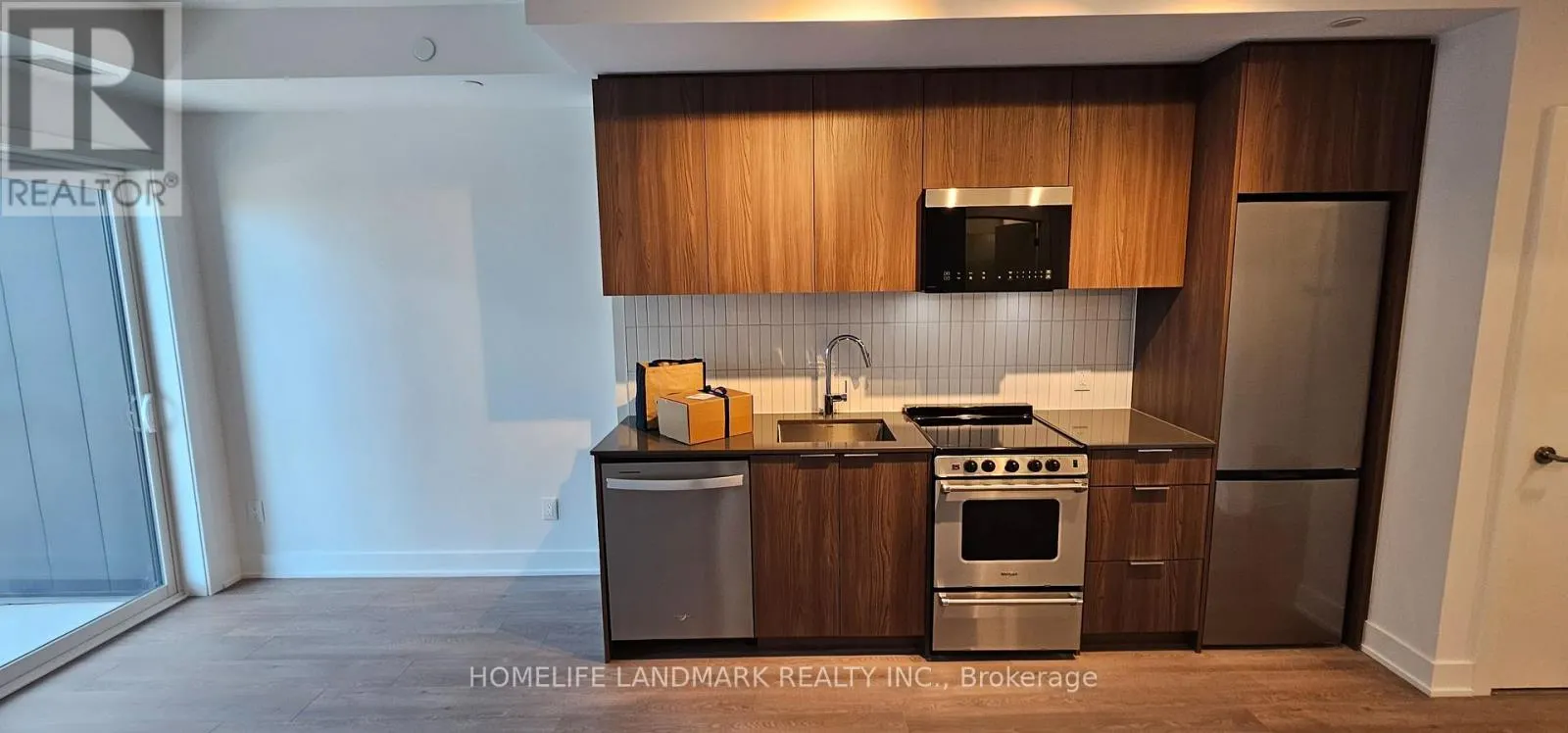 3008 WILLIAM CUTMORE BOULEVARD