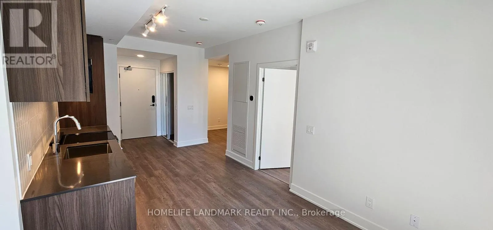 3008 WILLIAM CUTMORE BOULEVARD