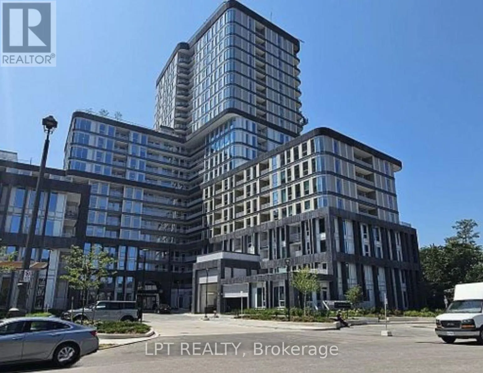 803 - 3240 WILLIAM COLTSON AVENUE