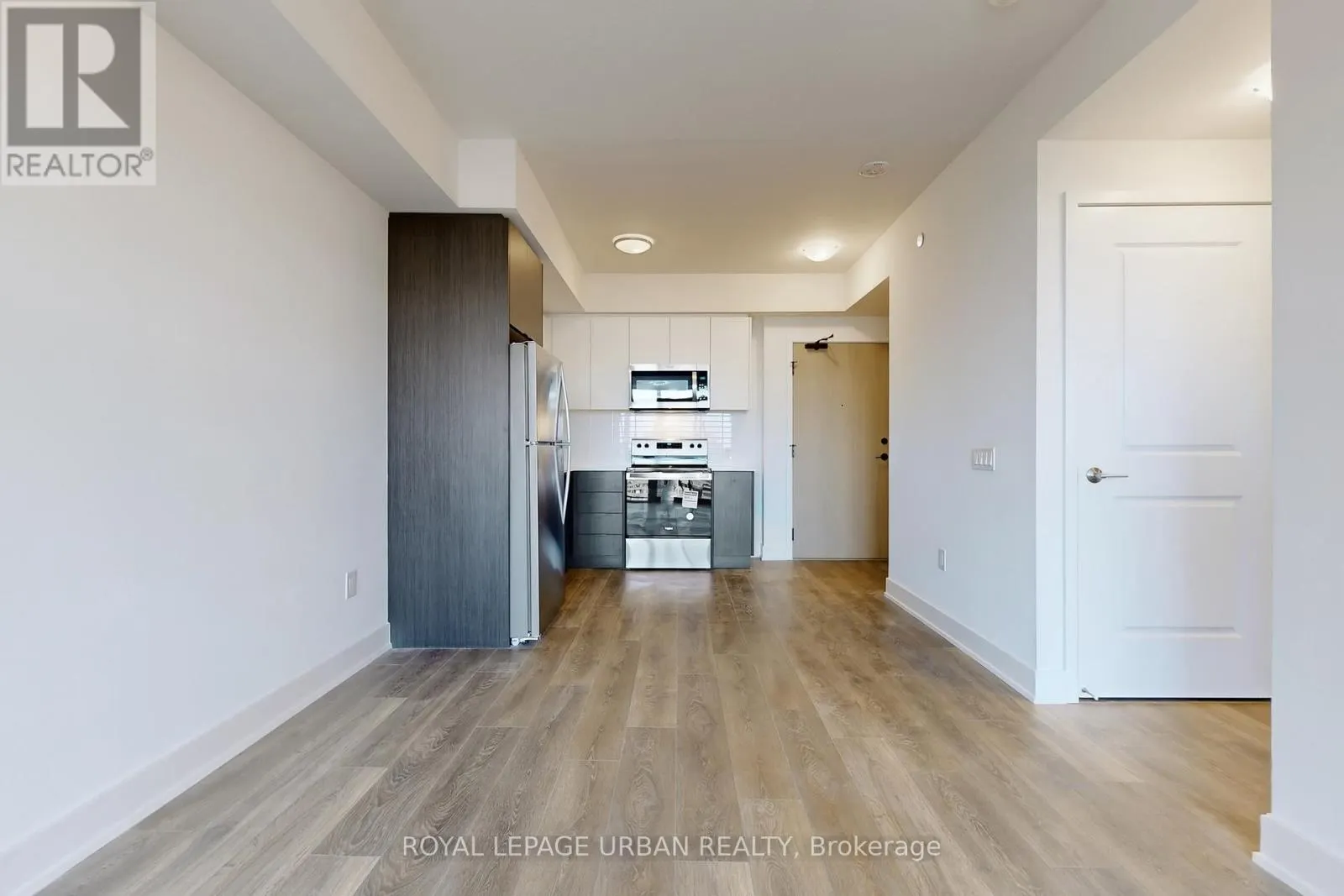 1108 - 204 BURNHAMTHORPE ROAD E