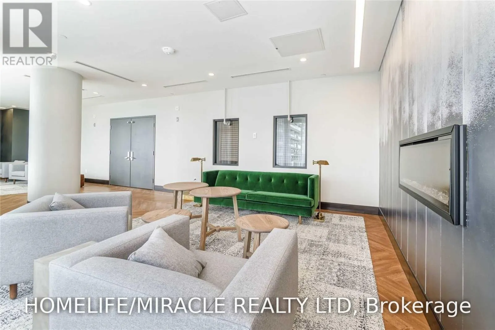 701 - 2520 EGLINTON AVENUE W