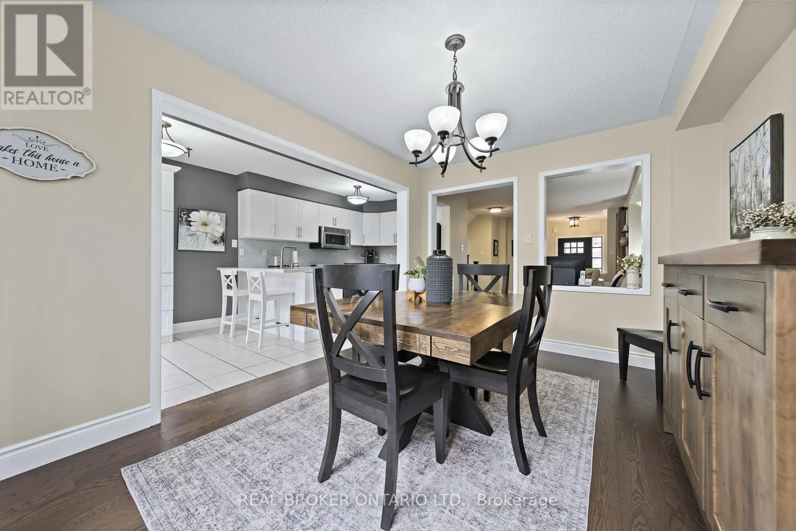 45 WOODCOTE CRESCENT