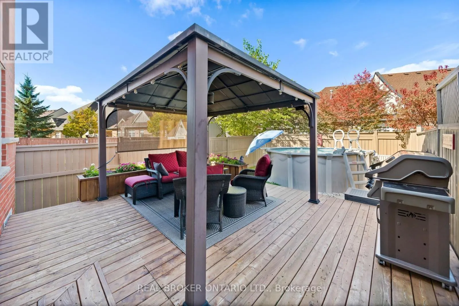45 WOODCOTE CRESCENT