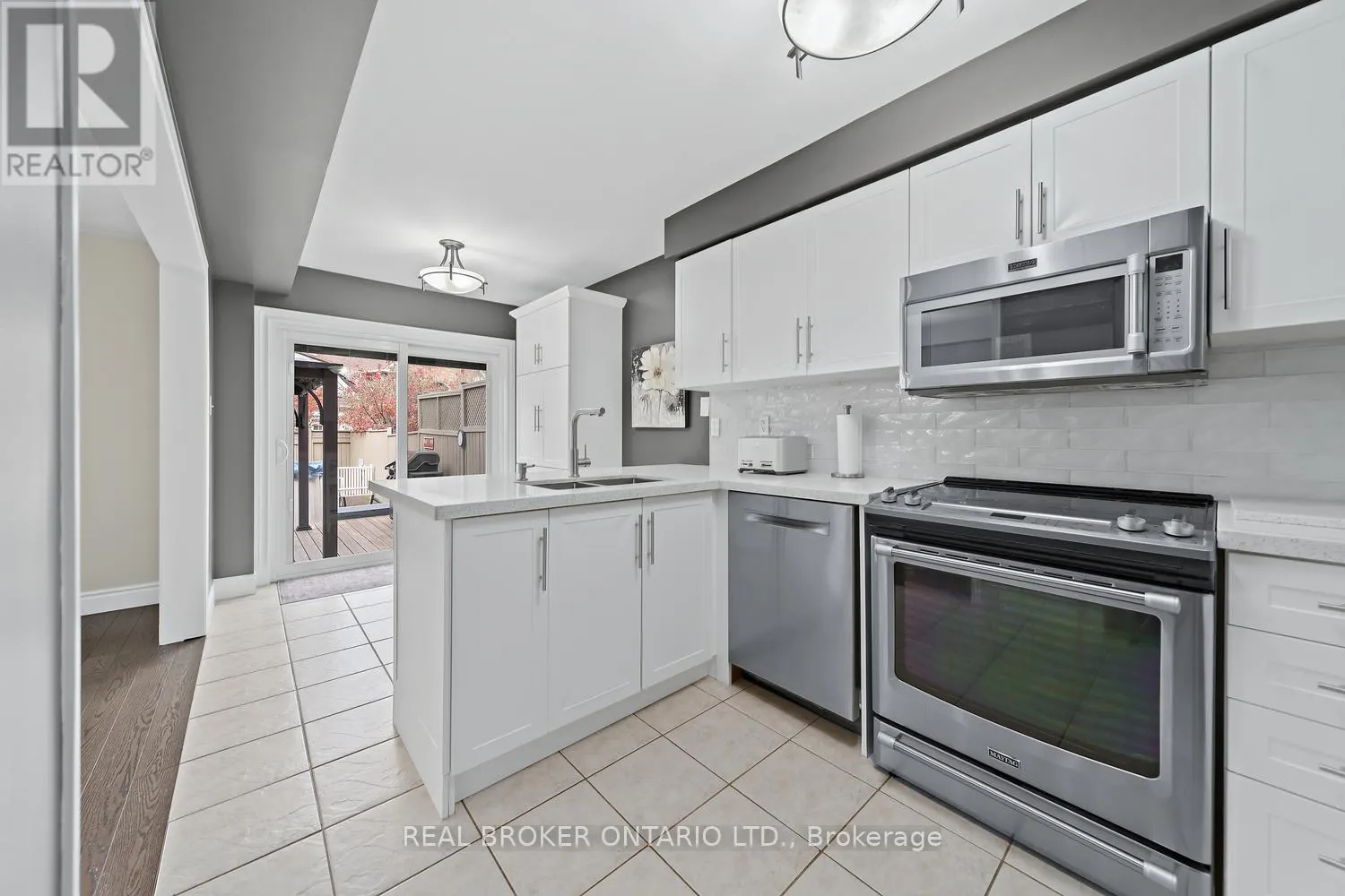 45 WOODCOTE CRESCENT