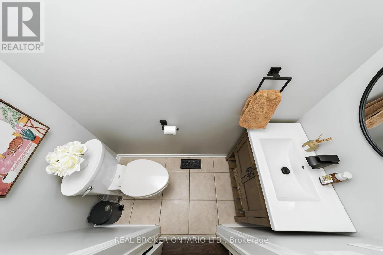 45 WOODCOTE CRESCENT