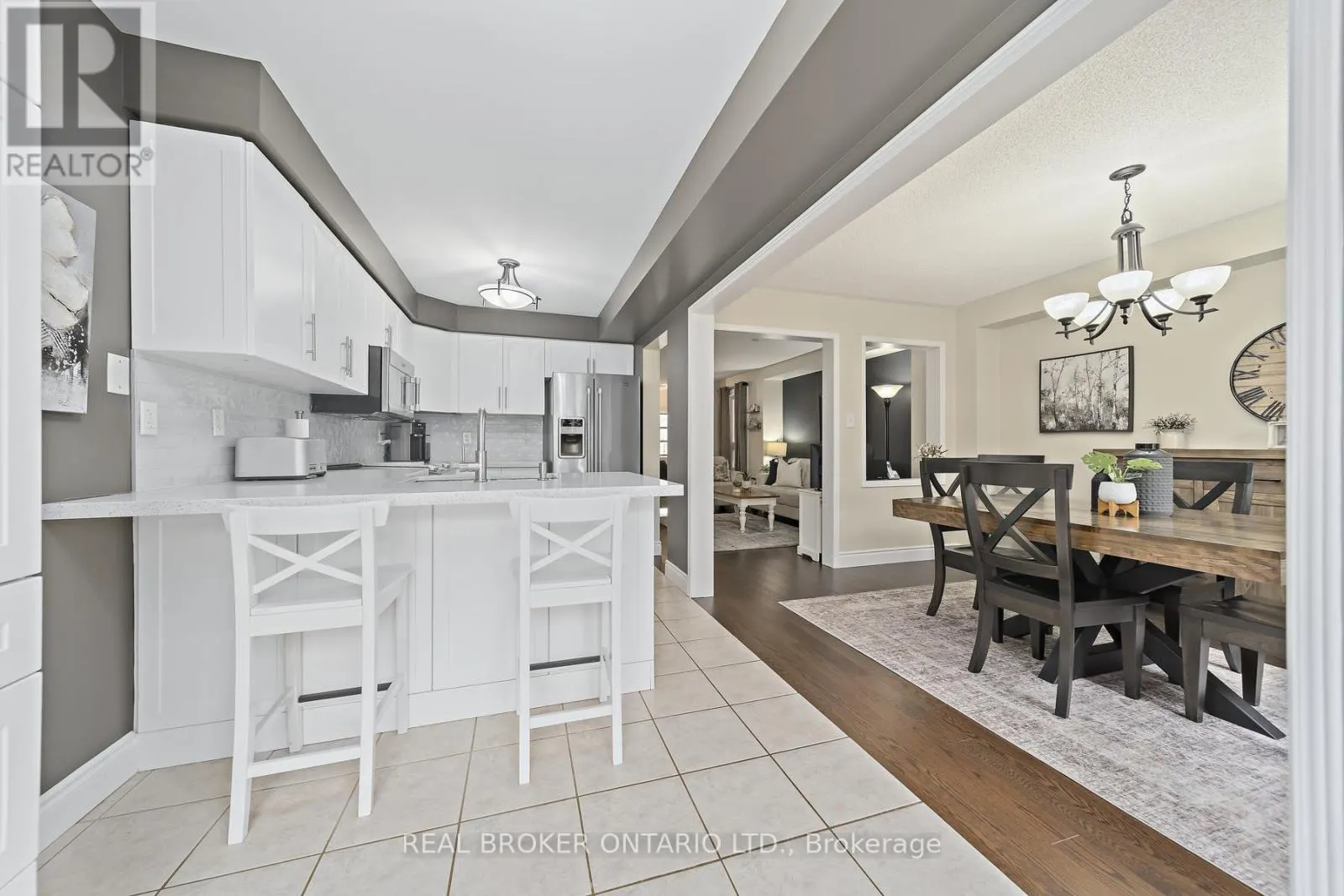 45 WOODCOTE CRESCENT